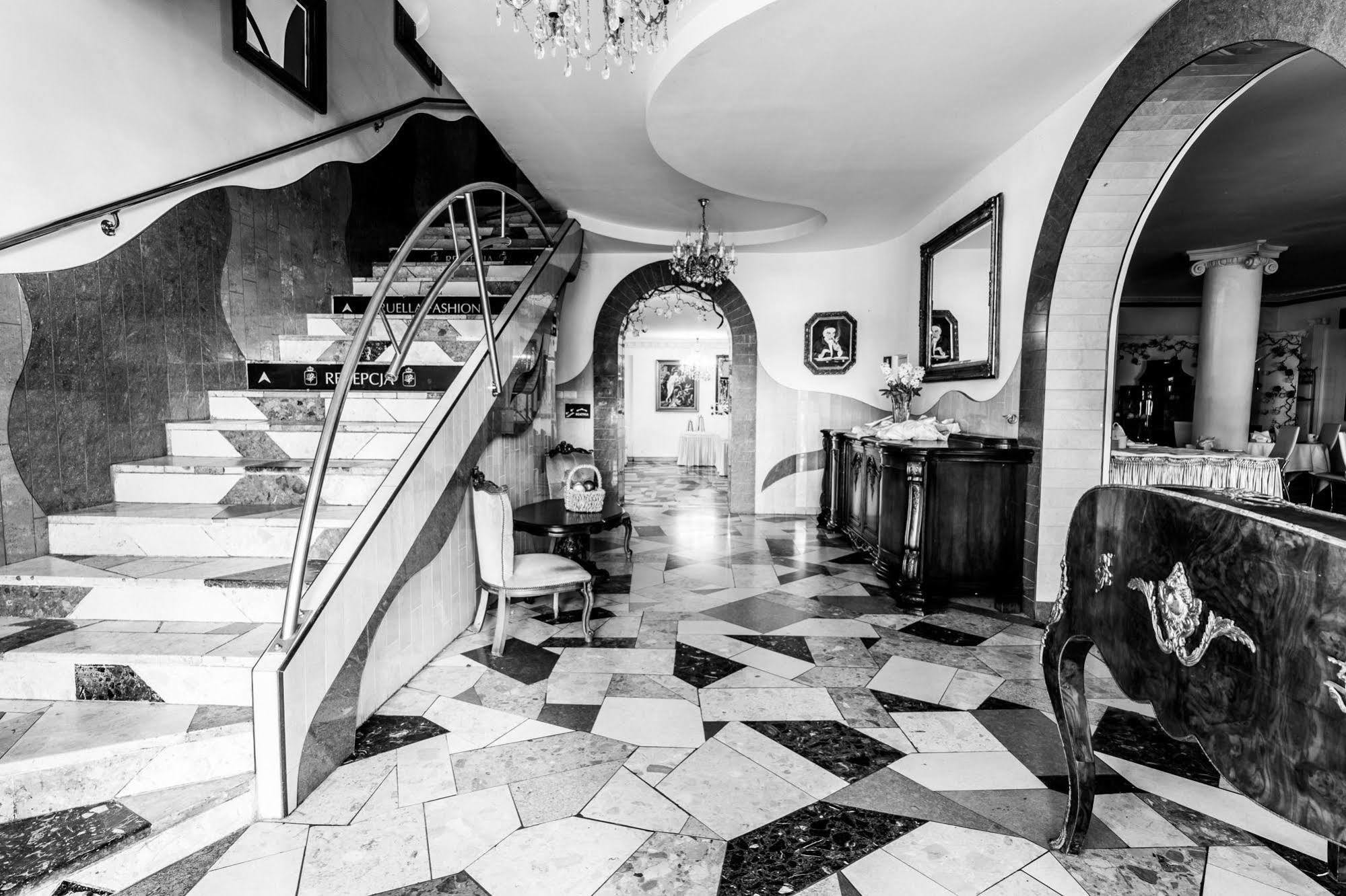 My Warsaw Residence - Czarny Kot Eksteriør billede